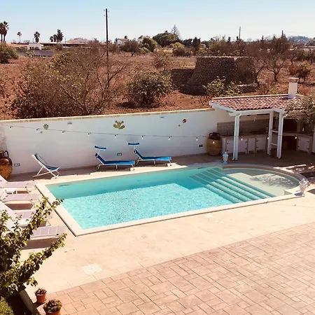 Villetta Nel Verde Con Piscina A 5 Minuti Da Gallipoli *